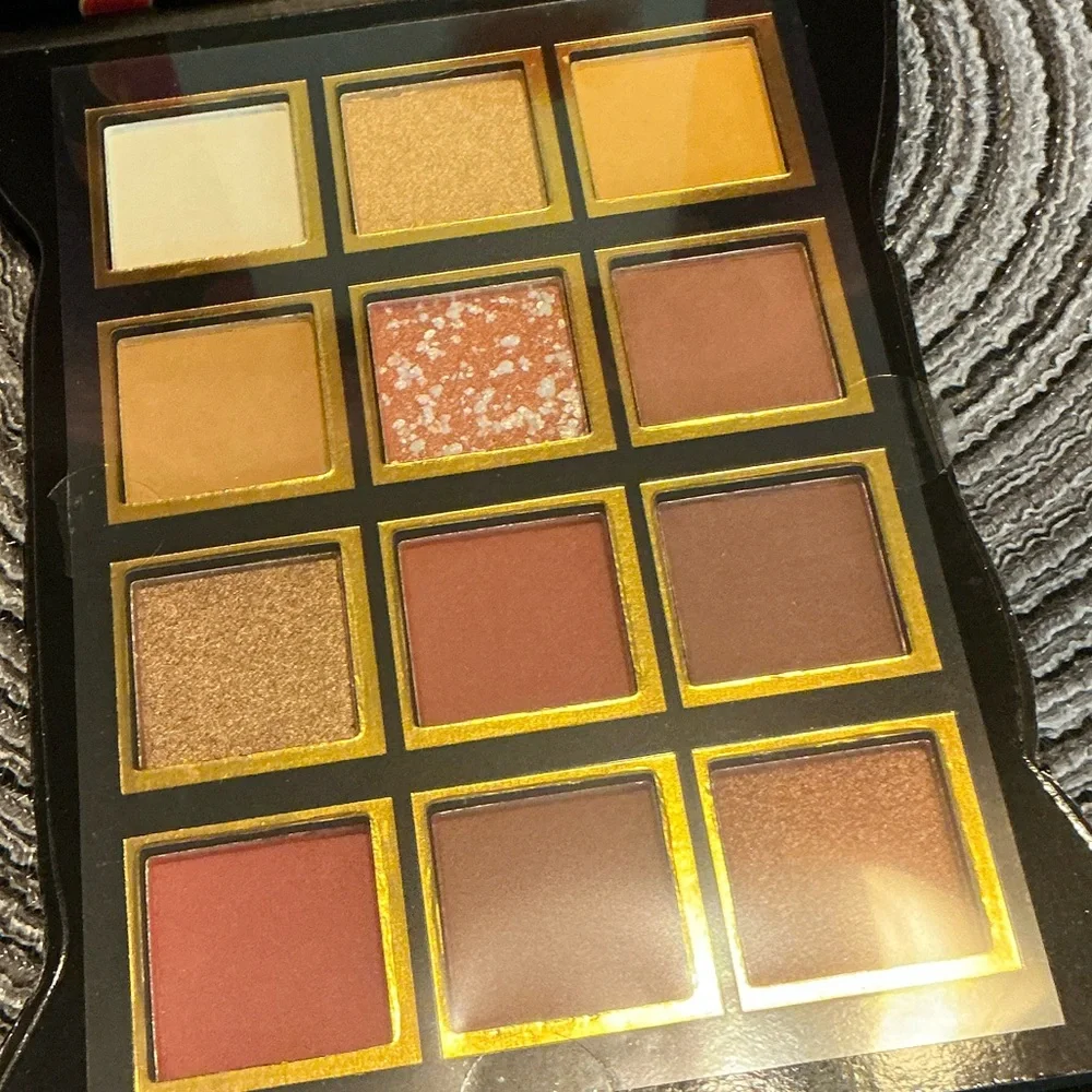 2/$15 Cheetos Eyeshadow Palette new
